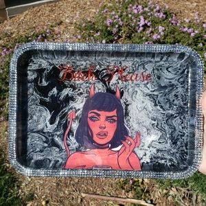Custom rolling tray